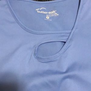 Scrub top never worn